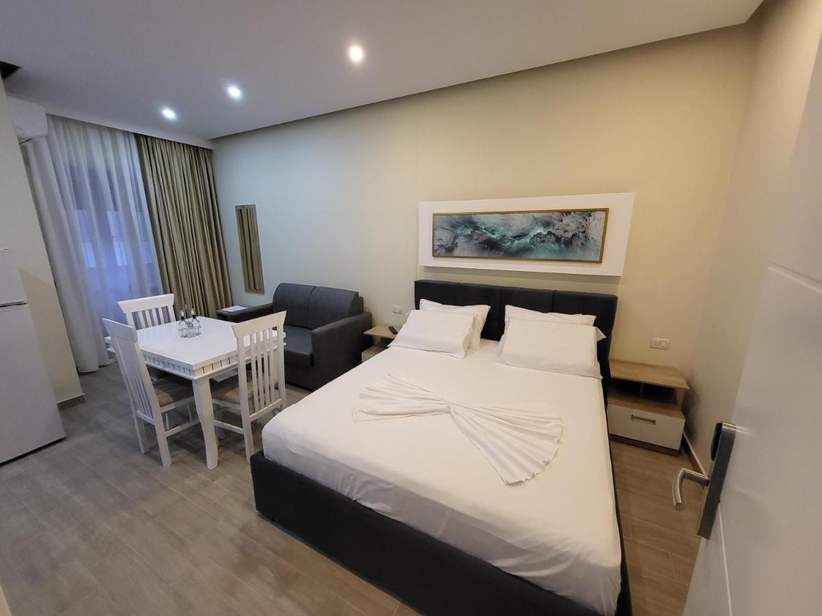 Delmar Apartments Голем Экстерьер фото