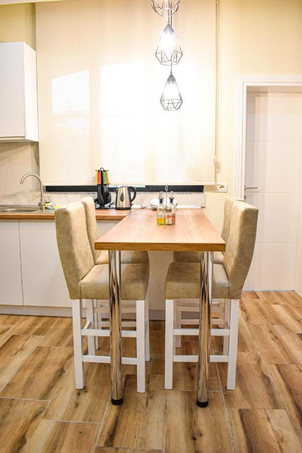 Delmar Apartments Голем Экстерьер фото