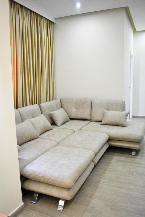 Delmar Apartments Голем Экстерьер фото