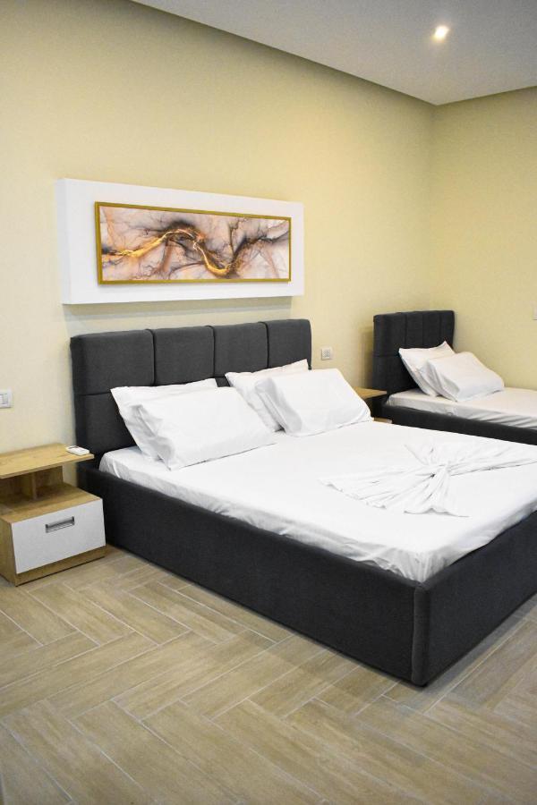 Delmar Apartments Голем Экстерьер фото