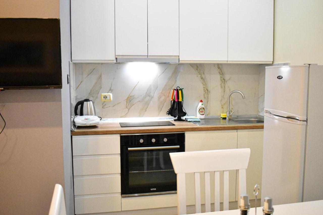 Delmar Apartments Голем Экстерьер фото