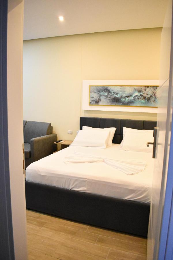 Delmar Apartments Голем Экстерьер фото