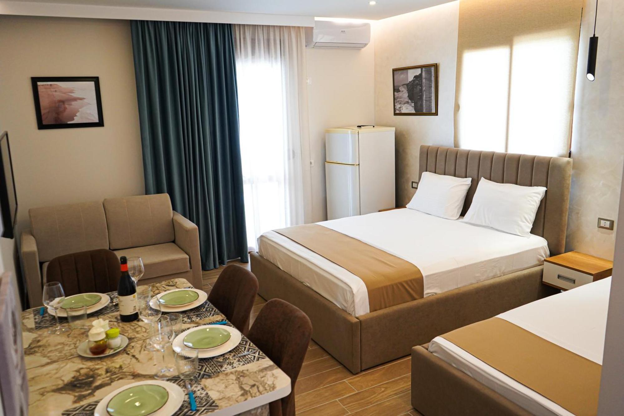 Delmar Apartments Голем Экстерьер фото