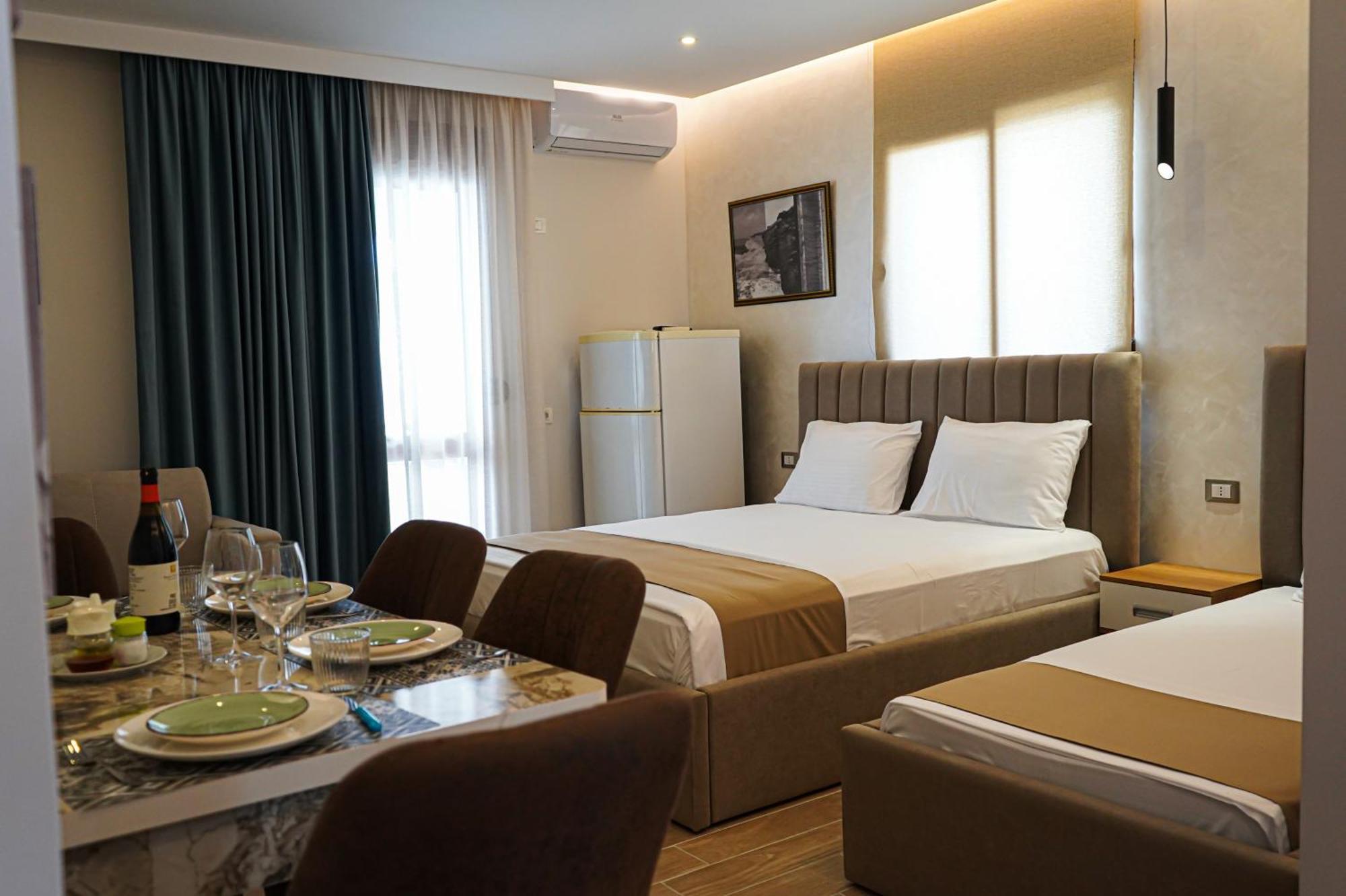 Delmar Apartments Голем Экстерьер фото